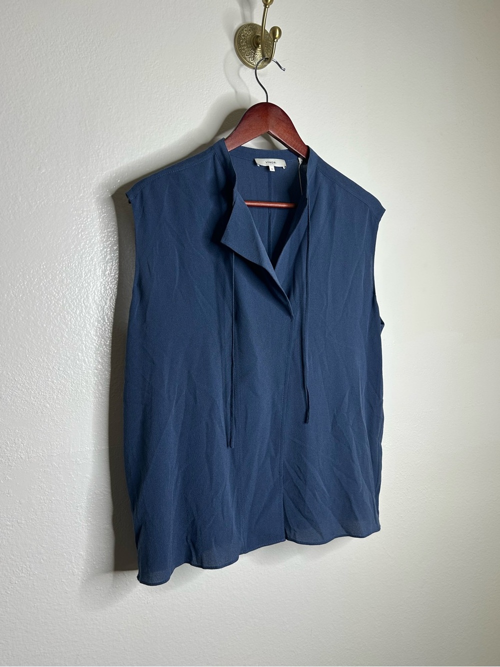 NWT VINCE 100% Silk Peacock Blue Sleeveless Lightweight Tie Front Blouse